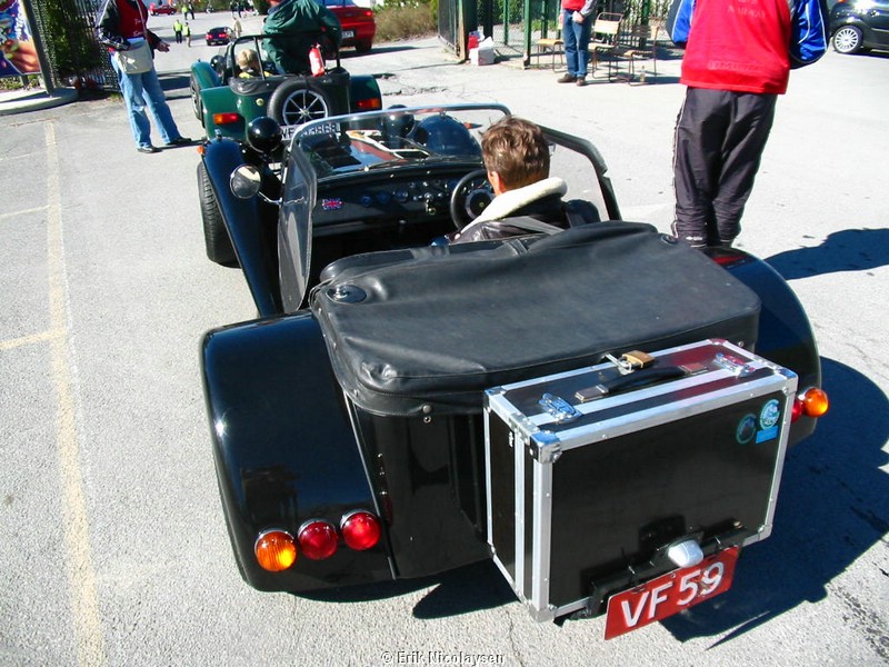 121-2120_IMG.JPG